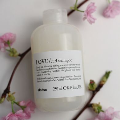Шампунь для посилення завитка Davines Essential Haircare Love Curl Enhancing Shampoo 250 мл - основне фото